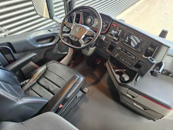 Scania S660 V8 6X2 BOOGIE / RETARDER / FULL AIR / 2 TANKS